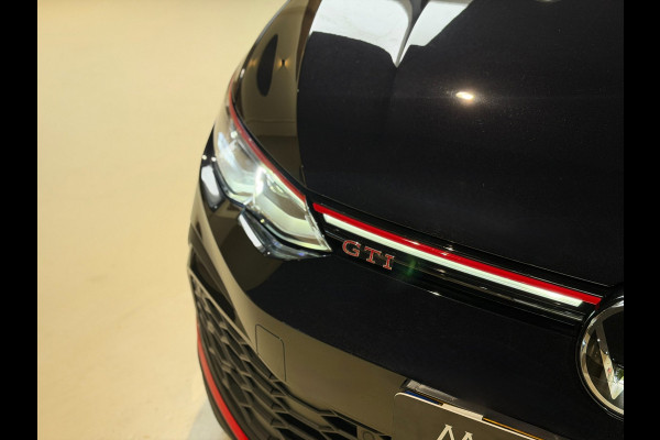 Volkswagen Golf 2.0 TSI GTI |Pano|Matrix|Blindspot|Camera|