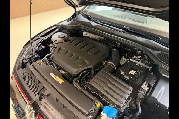 Volkswagen Golf 2.0 TSI GTI |Pano|Matrix|Blindspot|Camera|