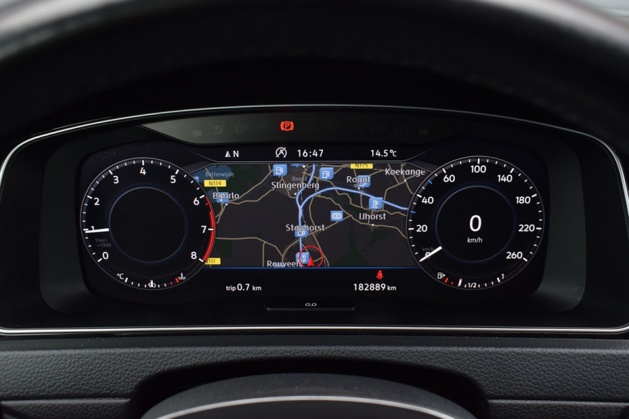 Volkswagen Golf 1.5 TSI 150pk R-line | Pano | Virtual | LED | Dynaudio