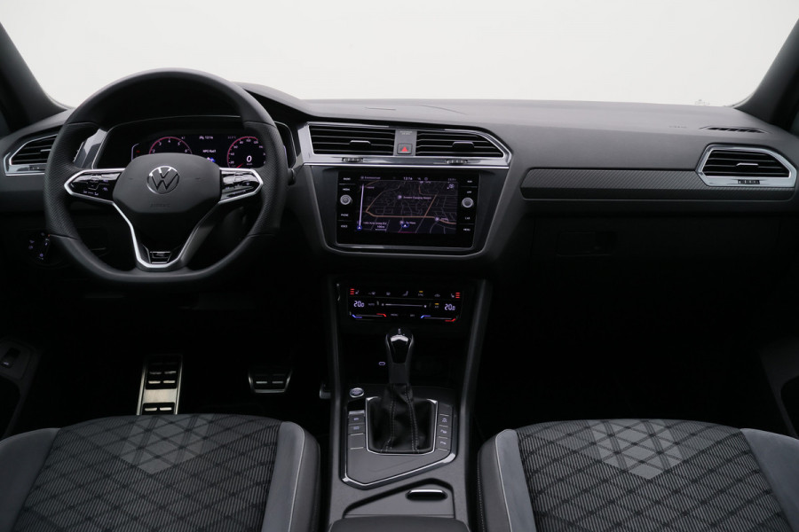 Volkswagen Tiguan 1.5 TSI R-Line Business+ Camera, Apple Carplay, Keyless, IQ Light, ACC, 19"