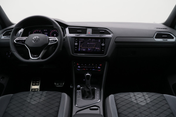 Volkswagen Tiguan 1.5 TSI R-Line Business+ Camera, Apple Carplay, Keyless, IQ Light, ACC, 19"