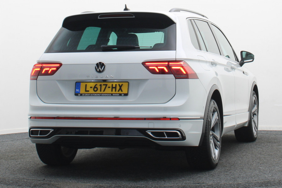 Volkswagen Tiguan 1.5 TSI R-Line Business+ Camera, Apple Carplay, Keyless, IQ Light, ACC, 19"