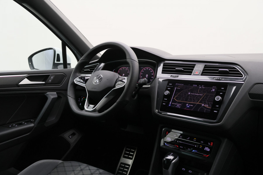 Volkswagen Tiguan 1.5 TSI R-Line Business+ Camera, Apple Carplay, Keyless, IQ Light, ACC, 19"
