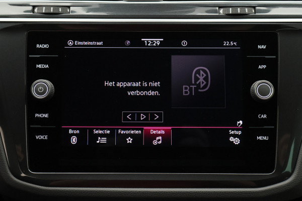 Volkswagen Tiguan 1.5 TSI R-Line Business+ Camera, Apple Carplay, Keyless, IQ Light, ACC, 19"