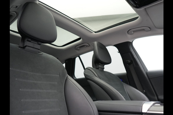 Mercedes-Benz C-Klasse Estate 300 e AMG Line PHEV 313pk Dealer O.H | Trekhaak Af Fabriek | Panodak | Alcatara Sportstoelen Memory & Verwarmd | 360 Camera | Adaptive Cruise | Digital LED | BLIS | Sfeerverlichting | Apple Carplay | Virtual | Navigatie | DAB | 18"L.M | Plug In Hybrid |