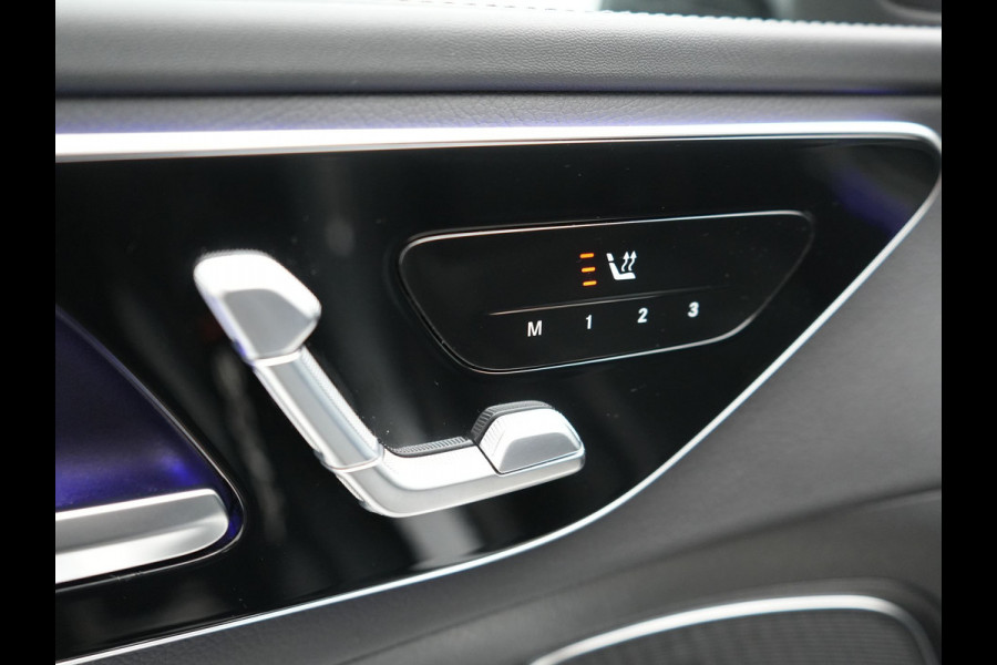 Mercedes-Benz C-Klasse Estate 300 e AMG Line PHEV 313pk Dealer O.H | Trekhaak Af Fabriek | Panodak | Alcatara Sportstoelen Memory & Verwarmd | 360 Camera | Adaptive Cruise | Digital LED | BLIS | Sfeerverlichting | Apple Carplay | Virtual | Navigatie | DAB | 18"L.M | Plug In Hybrid |