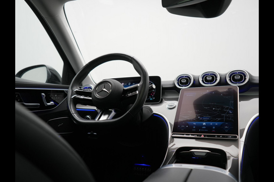 Mercedes-Benz C-Klasse Estate 300 e AMG Line PHEV 313pk Dealer O.H | Trekhaak Af Fabriek | Panodak | Alcatara Sportstoelen Memory & Verwarmd | 360 Camera | Adaptive Cruise | Digital LED | BLIS | Sfeerverlichting | Apple Carplay | Virtual | Navigatie | DAB | 18"L.M | Plug In Hybrid |