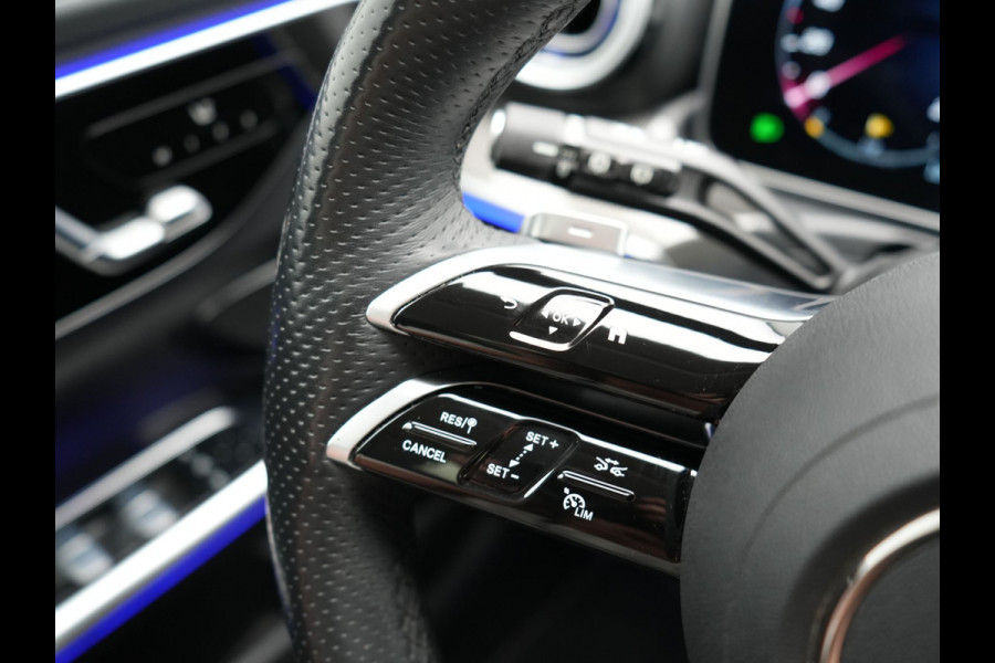 Mercedes-Benz C-Klasse Estate 300 e AMG Line PHEV 313pk Dealer O.H | Trekhaak Af Fabriek | Panodak | Alcatara Sportstoelen Memory & Verwarmd | 360 Camera | Adaptive Cruise | Digital LED | BLIS | Sfeerverlichting | Apple Carplay | Virtual | Navigatie | DAB | 18"L.M | Plug In Hybrid |