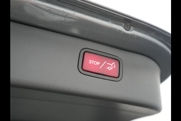 Mercedes-Benz C-Klasse Estate 300 e AMG Line PHEV 313pk Dealer O.H | Trekhaak Af Fabriek | Panodak | Alcatara Sportstoelen Memory & Verwarmd | 360 Camera | Adaptive Cruise | Digital LED | BLIS | Sfeerverlichting | Apple Carplay | Virtual | Navigatie | DAB | 18"L.M | Plug In Hybrid |