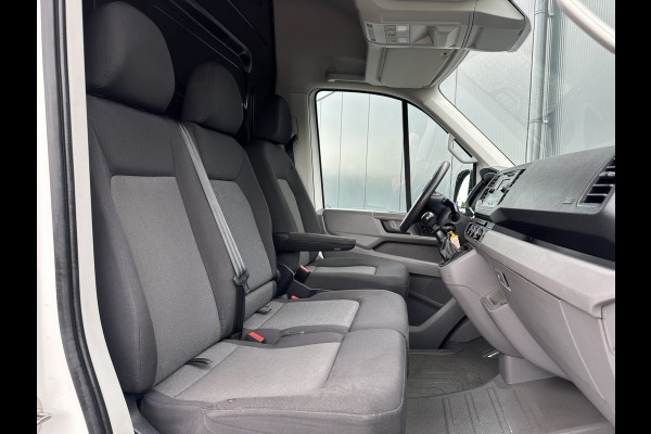 Volkswagen Crafter 2.0 TDI / L3H3 / 1e EIG. / IMPERIAAL + LADDER / TREKHAAK / AIRCO / CRUISE / BIJRIJDERSBANK