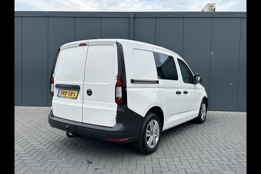 Volkswagen Caddy Cargo 2.0 TDI 123 PK 4-MOTION / L1H1 / 4x4 / 1e EIG. / TREKHAAK / INRICHTING / CAMERA / CRUISE / AIRCO / CARPLAY