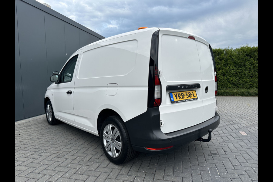 Volkswagen Caddy Cargo 2.0 TDI 123 PK 4-MOTION / L1H1 / 4x4 / 1e EIG. / TREKHAAK / INRICHTING / CAMERA / CRUISE / AIRCO / CARPLAY