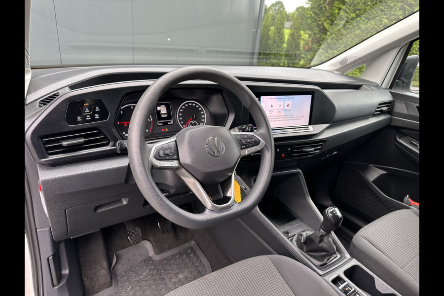 Volkswagen Caddy Cargo 2.0 TDI 123 PK 4-MOTION / L1H1 / 4x4 / 1e EIG. / TREKHAAK / INRICHTING / CAMERA / CRUISE / AIRCO / CARPLAY