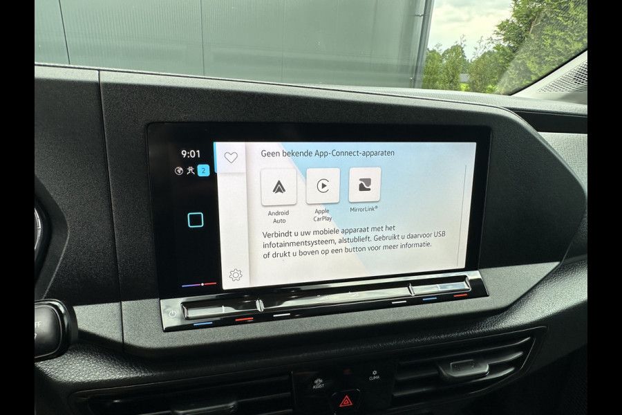 Volkswagen Caddy Cargo 2.0 TDI 123 PK 4-MOTION / L1H1 / 4x4 / 1e EIG. / TREKHAAK / INRICHTING / CAMERA / CRUISE / AIRCO / CARPLAY