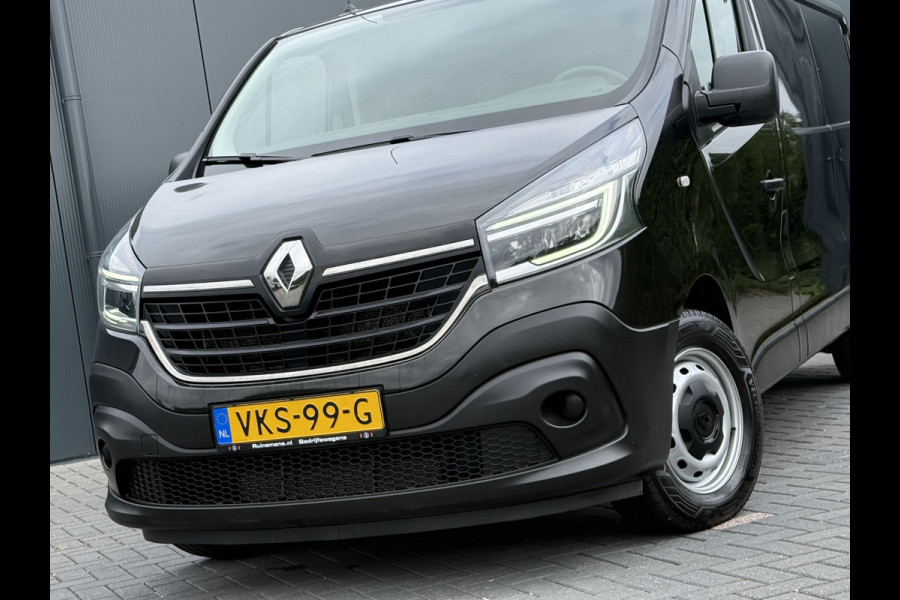 Renault Trafic 2.0 dCi 120 PK / L2H1 / 1e EIG. / AIRCO / CRUISE / PDC / 3-ZITS / LED