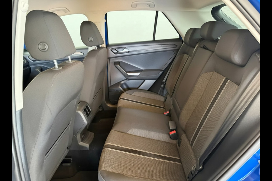 Volkswagen T-Roc 1.0 TSI Style Business | Sensoren | Navigatie