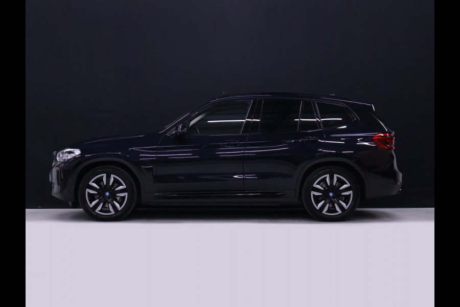BMW iX3 High Executive 80 kWh [SCHUIFKANTELDAK, APPLE CARPLAY, MEMORY SEATS, STOELVERWARMING, ADAPTIVE CRUISE, ANDROID AUTO, CAMERA, PDC V+A, ELEKTRISCHE ACHTERKLEP, LED, NAVIGATIE, NIEUWSTAAT]