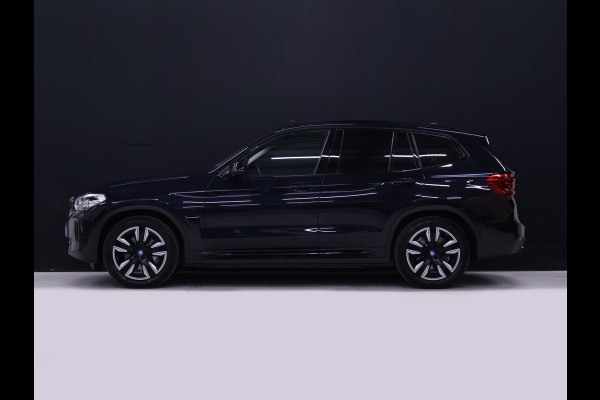 BMW iX3 High Executive 80 kWh [SCHUIFKANTELDAK, APPLE CARPLAY, MEMORY SEATS, STOELVERWARMING, ADAPTIVE CRUISE, ANDROID AUTO, CAMERA, PDC V+A, ELEKTRISCHE ACHTERKLEP, LED, NAVIGATIE, NIEUWSTAAT]