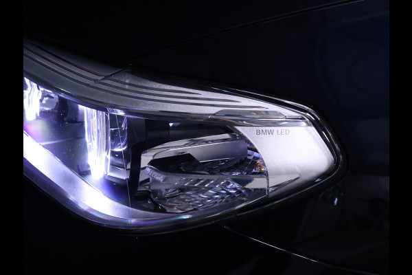 BMW iX3 High Executive 80 kWh [SCHUIFKANTELDAK, APPLE CARPLAY, MEMORY SEATS, STOELVERWARMING, ADAPTIVE CRUISE, ANDROID AUTO, CAMERA, PDC V+A, ELEKTRISCHE ACHTERKLEP, LED, NAVIGATIE, NIEUWSTAAT]