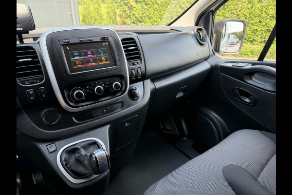 Renault Trafic 2.0 dCi 145 PK / AUTOMAAT / L1H1 / 2x SCHUIFDEUR / INRICHTING / TREKHAAK / IMPERIAAL / 3-ZITS