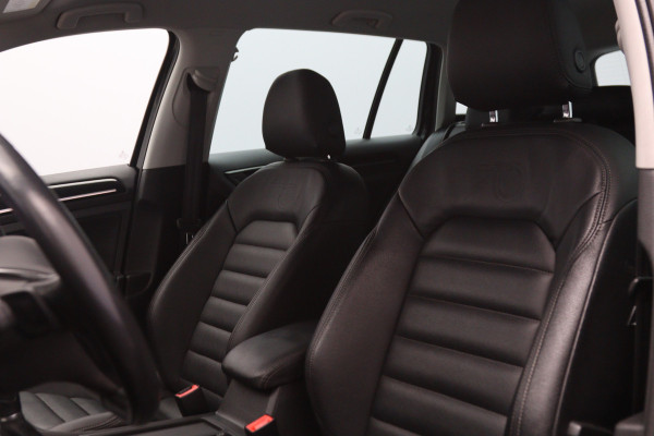 Volkswagen Golf Variant 1.0 TSI 110 PK Automaat Highline, Leder, Carplay, Climate Control, Adap. Cruise Control, Camera