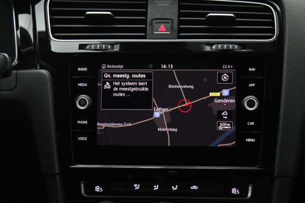 Volkswagen Golf Variant 1.0 TSI 110 PK Automaat Highline, Leder, Carplay, Climate Control, Adap. Cruise Control, Camera