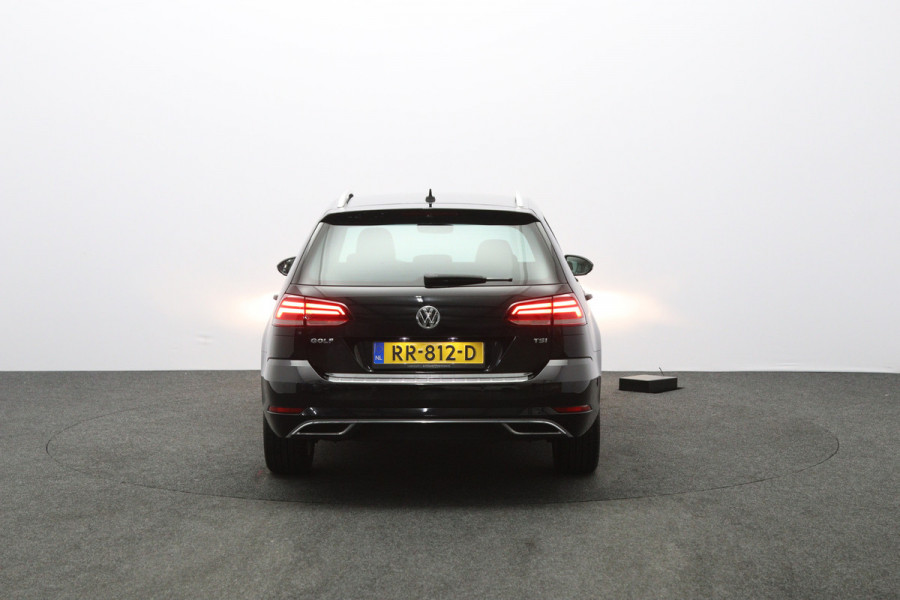 Volkswagen Golf Variant 1.0 TSI 110 PK Automaat Highline, Leder, Carplay, Climate Control, Adap. Cruise Control, Camera