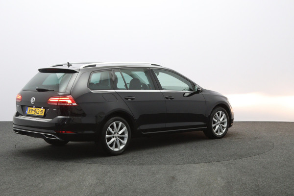 Volkswagen Golf Variant 1.0 TSI 110 PK Automaat Highline, Leder, Carplay, Climate Control, Adap. Cruise Control, Camera
