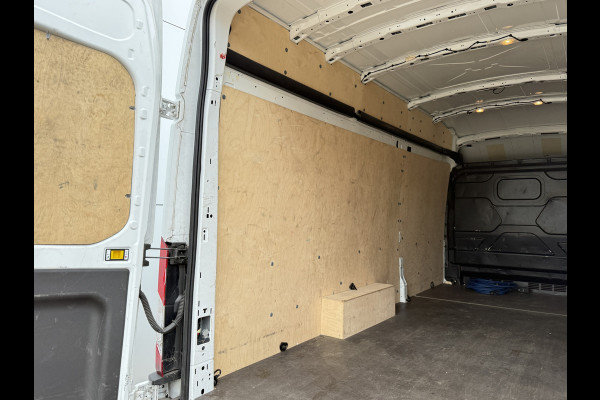 Ford E-Transit 68kWh 184PK L4H3 316km WLTP 95,6% (SOH) BEV Snelladen Carplay Climate control Laadkabel 360° camera Parkeersensoren v+a Stoelverwarming