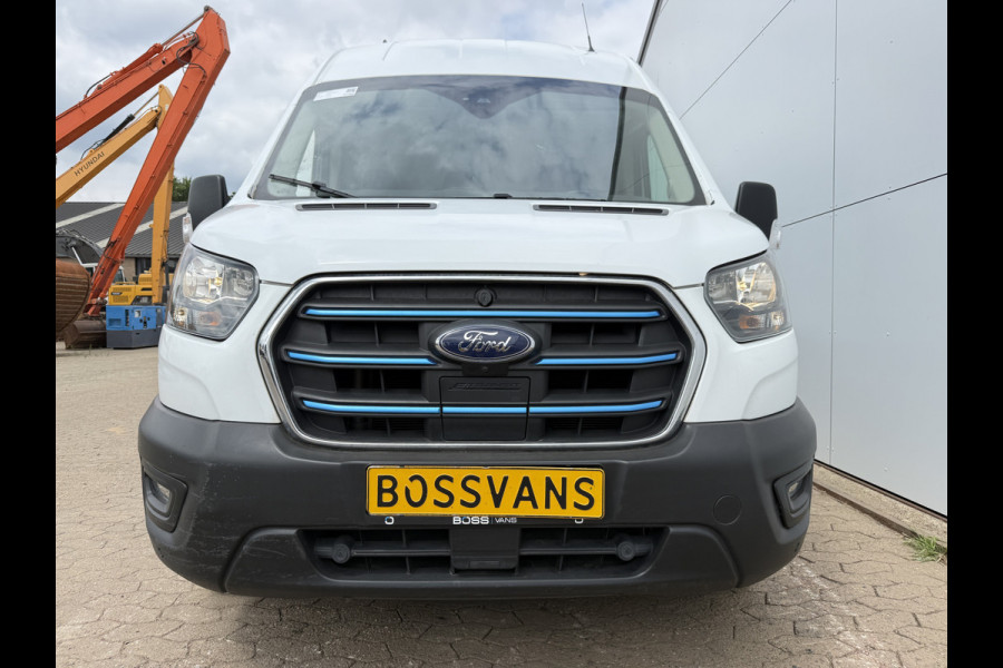 Ford E-Transit 68kWh 184PK L4H3 316km WLTP 95,6% (SOH) BEV Snelladen Carplay Climate control Laadkabel 360° camera Parkeersensoren v+a Stoelverwarming