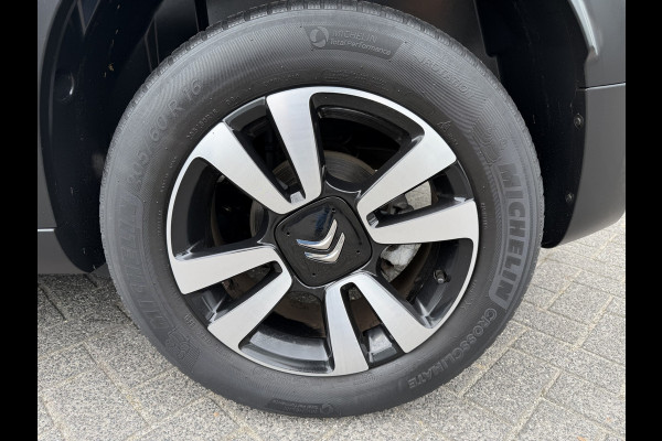 Citroën C3 Aircross 110pk Shine (Elektrisch Schuifdak - Camera - Parkeersensoren V+A - HiFi - Keyless Entry - Stoelverwarming - Head up - 16"incl 4S