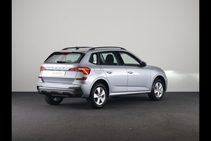 Škoda Kamiq Selection 1.0 TSI 115 pk 6 versn. Hand | Smokey Diamond | CarPlay | Cruise Control