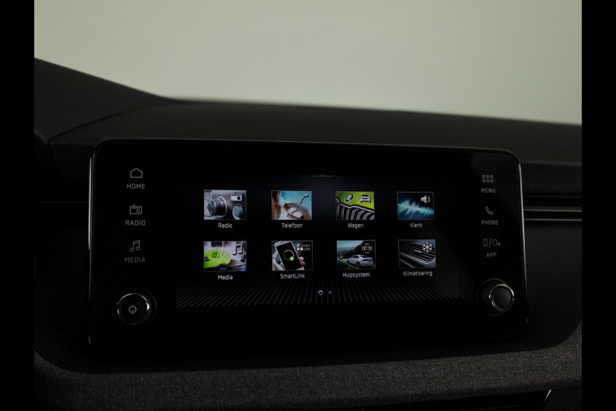 Škoda Kamiq Selection 1.0 TSI 115 pk 6 versn. Hand | Smokey Diamond | CarPlay | Cruise Control