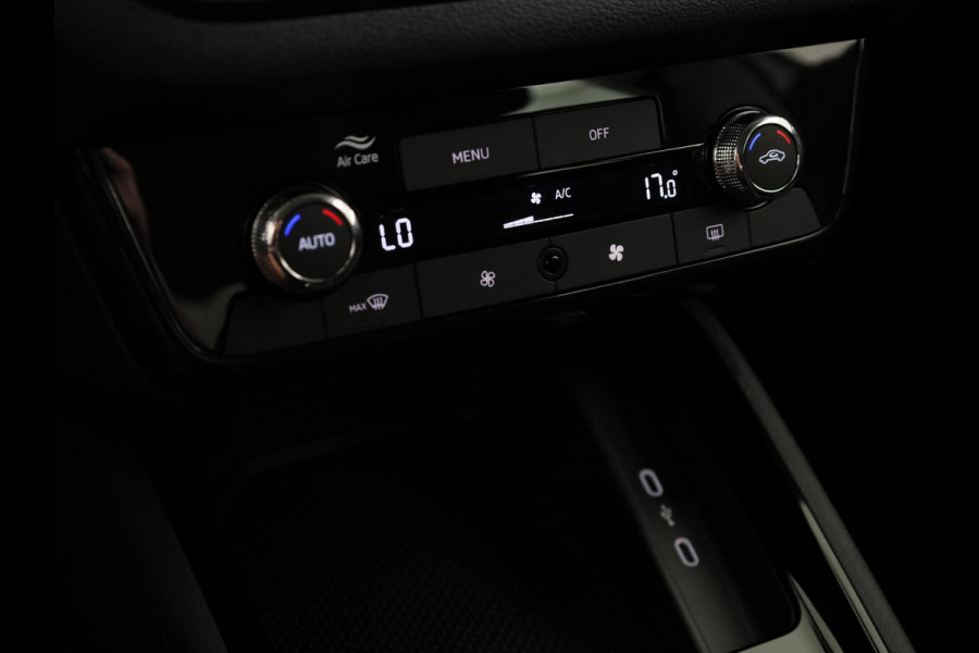 Škoda Kamiq Selection 1.0 TSI 115 pk 6 versn. Hand | Smokey Diamond | CarPlay | Cruise Control