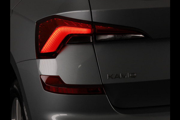 Škoda Kamiq Selection 1.0 TSI 115 pk 6 versn. Hand | Smokey Diamond | CarPlay | Cruise Control