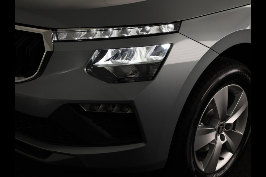 Škoda Kamiq Selection 1.0 TSI 115 pk 6 versn. Hand | Smokey Diamond | CarPlay | Cruise Control