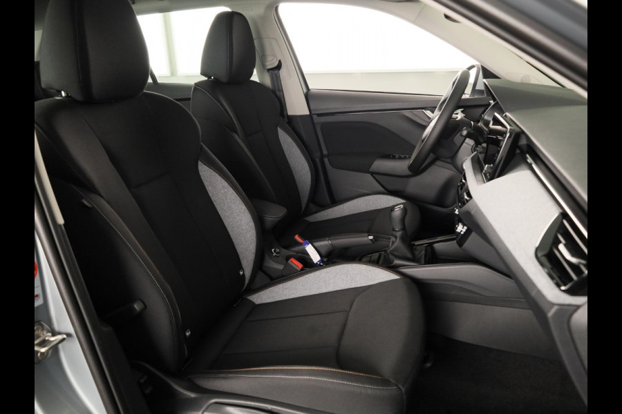 Škoda Kamiq Selection 1.0 TSI 115 pk 6 versn. Hand | Smokey Diamond | CarPlay | Cruise Control