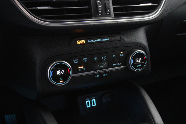 Ford Kuga 2.5 PHEV 225 PK Titanium, Keyless, Camera, Climate Control