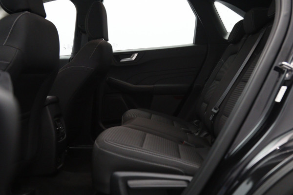 Ford Kuga 2.5 PHEV 225 PK Titanium, Keyless, Camera, Climate Control