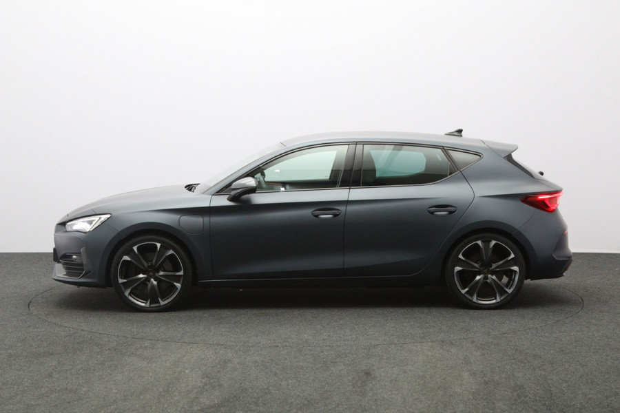CUPRA Leon 1.4 e-Hybrid VZ 245 PK Performance, Matte Grijs, Winterpakket, DCC, Adap. Cruise Control