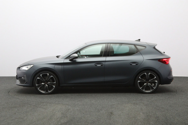 CUPRA Leon 1.4 e-Hybrid VZ 245 PK Performance, Matte Grijs, Winterpakket, DCC, Adap. Cruise Control