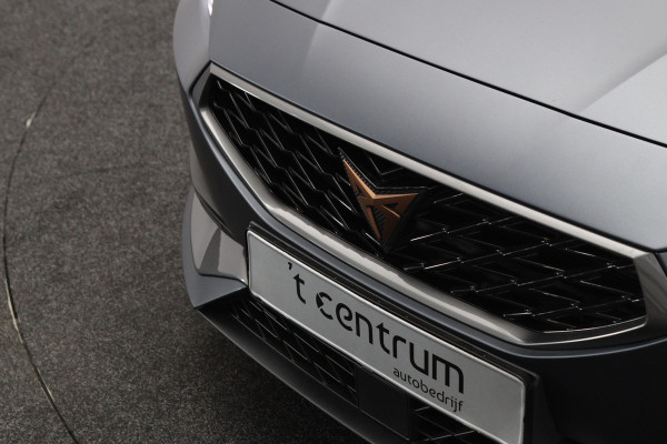 CUPRA Leon 1.4 e-Hybrid VZ 245 PK Performance, Matte Grijs, Winterpakket, DCC, Adap. Cruise Control