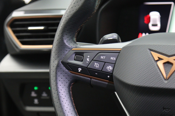 CUPRA Leon 1.4 e-Hybrid VZ 245 PK Performance, Matte Grijs, Winterpakket, DCC, Adap. Cruise Control