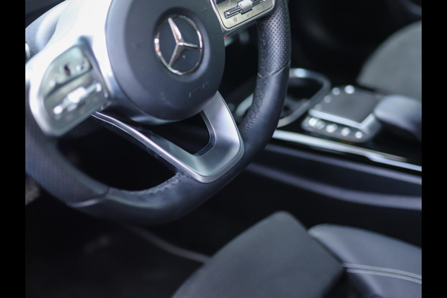 Mercedes-Benz A-Klasse 250 e Business Solution AMG Limited | Stoelverw. | PDC | LED