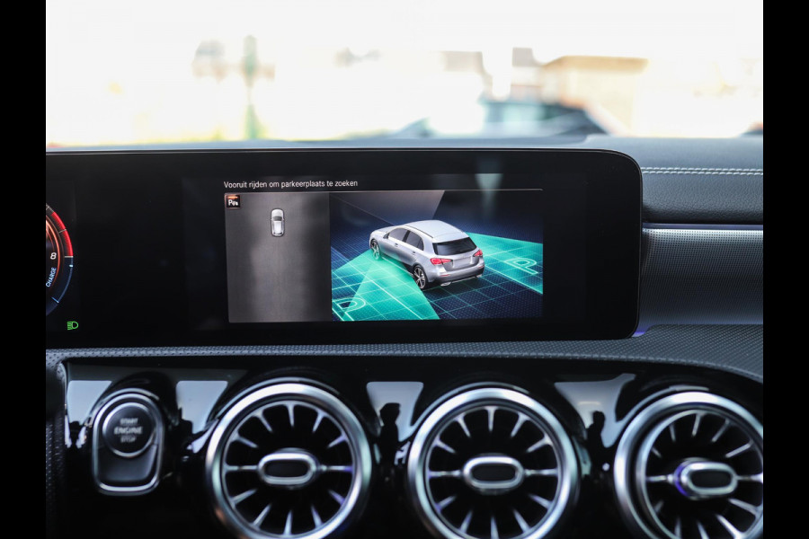 Mercedes-Benz A-Klasse 250 e Business Solution AMG Limited | Stoelverw. | PDC | LED