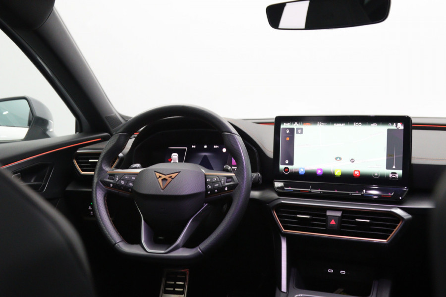 CUPRA Formentor 1.4 e-Hybrid VZ 245 PK Copper Edition PHEV, Panoramadak, Leder, Memory, Trekhaak, Winterpakket, Carplay, Camera