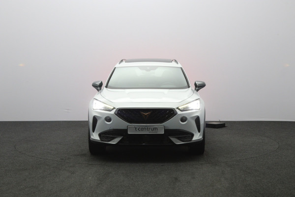 CUPRA Formentor 1.4 e-Hybrid VZ 245 PK Copper Edition PHEV, Panoramadak, Leder, Memory, Trekhaak, Winterpakket, Carplay, Camera