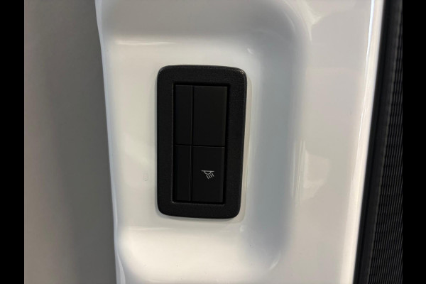 Ford Transit Custom 300 2.0 TDCI L2H1 EC Sport Nieuw Model Automaat Airco Cruise Navi Parkeersensoren Camera Carplay Trekhaak