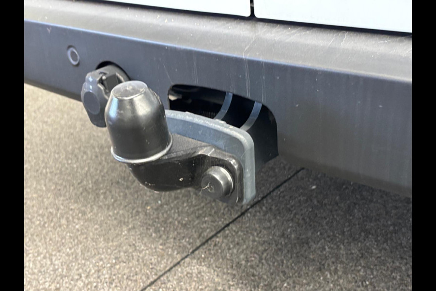 Ford Transit Custom 300 2.0 TDCI L2H1 EC Sport Nieuw Model Automaat Airco Cruise Navi Parkeersensoren Camera Carplay Trekhaak
