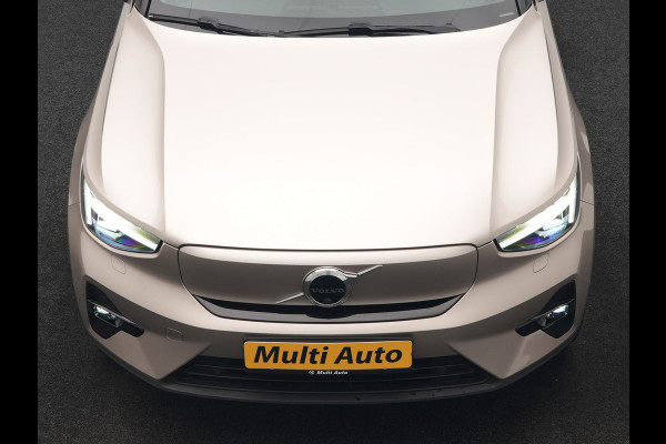 Volvo XC40 Ultimate Recharge Pure 69 kWh 231pk Dealer O.H. | Trekhaak Af Fabriek | Panodak | Adaptive Cruise | 360 Camera | Harman / Kardon | Sportstoelen Memory & Verwarmd | Warmtepomp | Keyless | Blis | Stuur Verwarmd | Google Assistent | DAB |